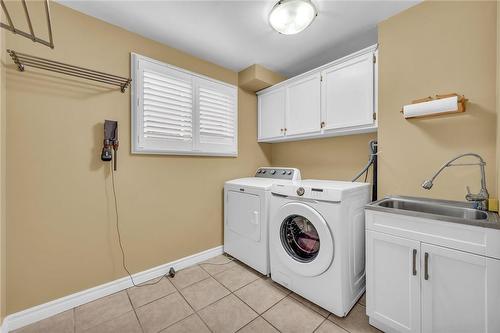 42 Caledonia Drive, Caledonia, ON - Indoor Photo Showing Laundry Room