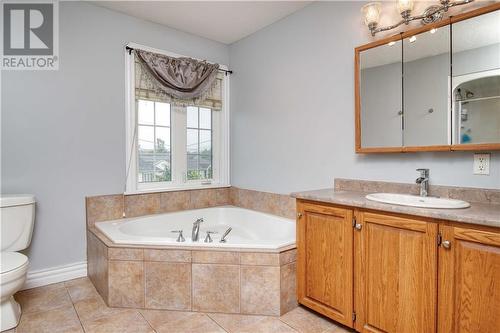 48 Barrington, Moncton, NB - Indoor Photo Showing Bathroom