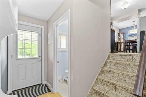 60 Cloke Court, Hamilton, ON - Indoor Photo Showing Other Room