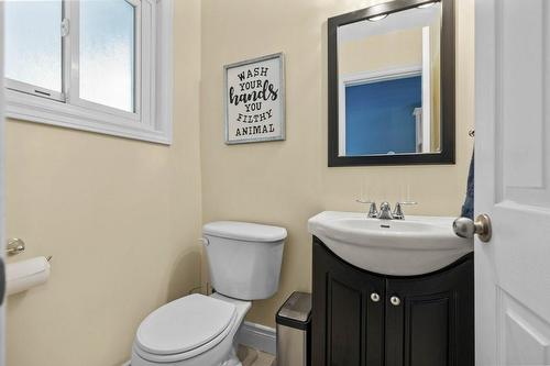 60 Cloke Court, Hamilton, ON - Indoor Photo Showing Bathroom