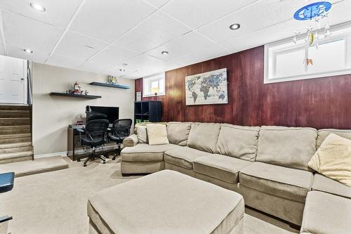 60 Cloke Court, Hamilton, ON - Indoor Photo Showing Other Room