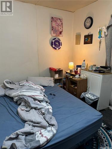 833 H Avenue S, Saskatoon, SK - Indoor Photo Showing Bedroom