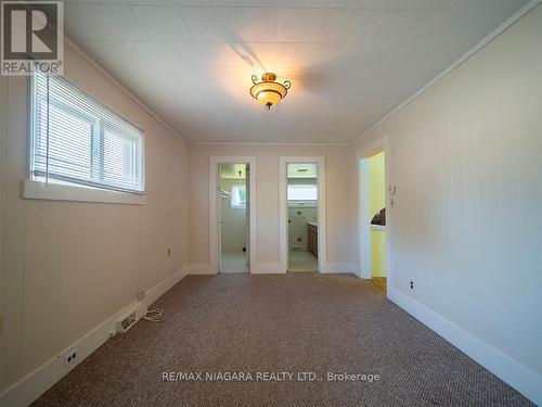 15 Derby Road, Fort Erie, ON - Indoor Photo Showing Other Room