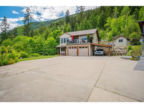 703 Stromme Lane, Nelson, BC 