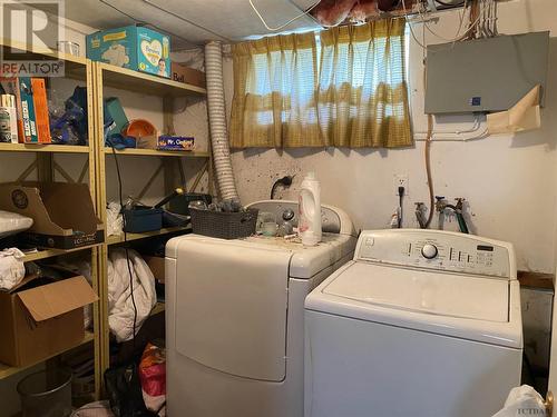 53 Carter Blvd N, Temiskaming Shores, ON - Indoor Photo Showing Laundry Room