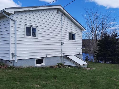 24 Pool Road, Sheet Harbour, NS 