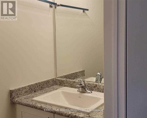 110 King William Way, Clarington, ON - Indoor Photo Showing Bathroom