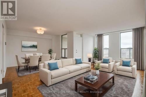 403 - 130 Neptune Drive, Toronto, ON - Indoor Photo Showing Living Room