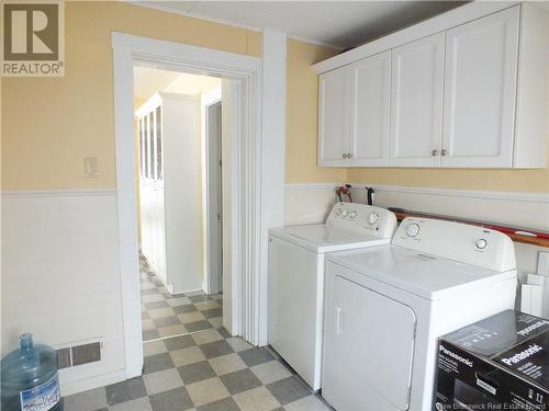 727 Main Street, Woodstock, NB - Indoor Photo Showing Laundry Room