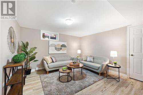 553 High St, Moncton, NB - Indoor Photo Showing Living Room