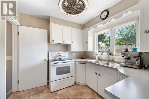 553 High St, Moncton, NB - Indoor Photo Showing Kitchen With Double Sink