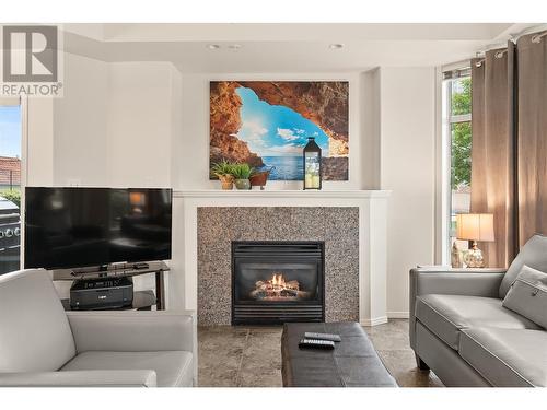 1128 Sunset Drive Unit# 303, Kelowna, BC 