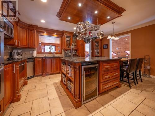 10 Chrisara Place, Portugal Cove - St. Phillips, NL - Indoor Photo Showing Kitchen