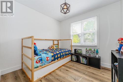 9 Highview Place, Kitchener, ON - Indoor Photo Showing Bedroom