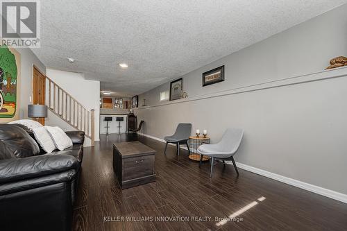 9 Highview Place, Kitchener, ON - Indoor