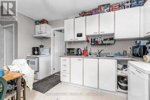 77 Lancaster Street W, Kitchener, ON - Indoor Photo Showing Kitchen With Double Sink