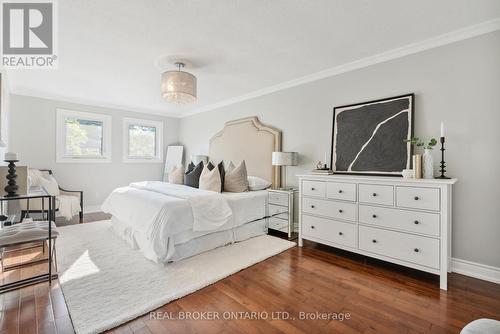 4082 Powderhorn Crescent, Mississauga, ON - Indoor Photo Showing Bedroom