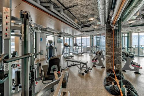 10335 Long Road, Lake Country, BC - Indoor Photo Showing Gym Room