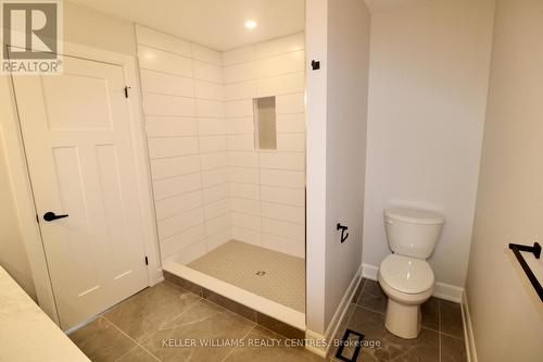 Lot 45 22Nd Avenue A, Hanover, ON - Indoor Photo Showing Bathroom