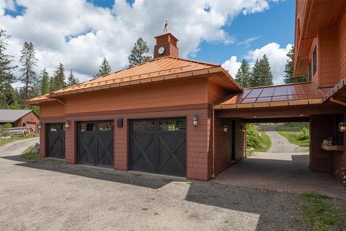 1306 Huckleberry Road, Kelowna, BC - Outdoor