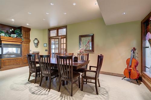 1306 Huckleberry Road, Kelowna, BC - Indoor Photo Showing Dining Room