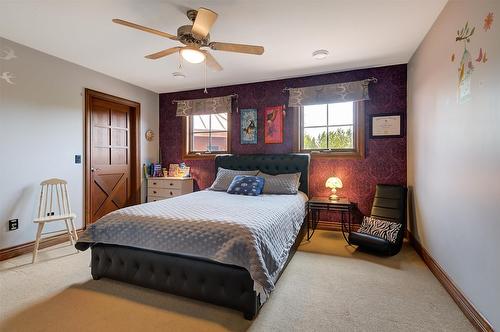 1306 Huckleberry Road, Kelowna, BC - Indoor Photo Showing Bedroom