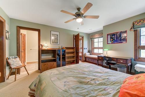 1306 Huckleberry Road, Kelowna, BC - Indoor Photo Showing Bedroom