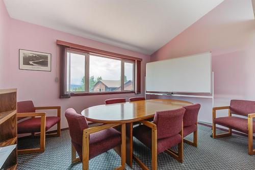 1306 Huckleberry Road, Kelowna, BC - Indoor Photo Showing Dining Room