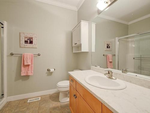 2171 Mimosa Drive, West Kelowna, BC - Indoor Photo Showing Bathroom