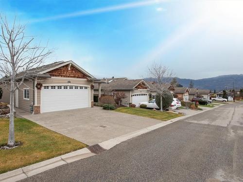 2171 Mimosa Drive, West Kelowna, BC - Outdoor With Facade