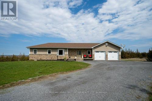 2516 County 9 Road, Greater Napanee, ON - Outdoor