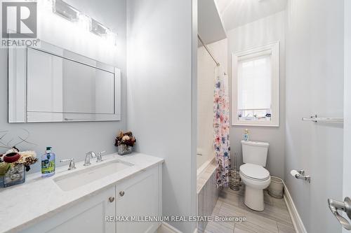 7 Castle Mountain Court, King (Nobleton), ON - Indoor Photo Showing Bathroom