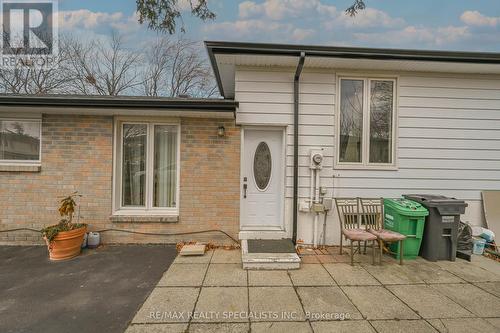 8 Gulliver Crescent, Brampton, ON - Outdoor With Exterior