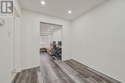 8 Gulliver Crescent, Brampton, ON - Indoor Photo Showing Other Room