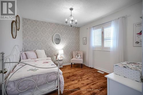 1475 Ravensmoor Crescent, Mississauga, ON - Indoor Photo Showing Bedroom