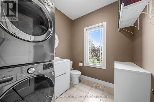 7536 Highway 62, Belleville, ON - Indoor Photo Showing Laundry Room