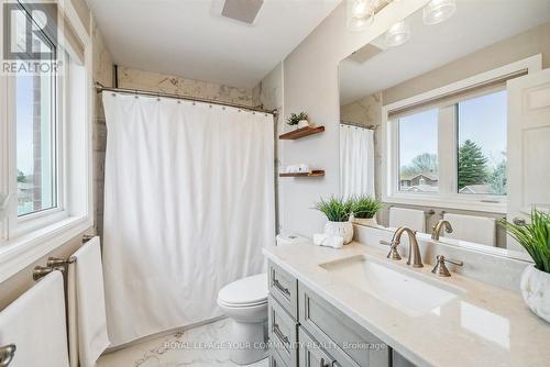 16 Grasett Crescent, Barrie (West Bayfield), ON - Indoor Photo Showing Bathroom