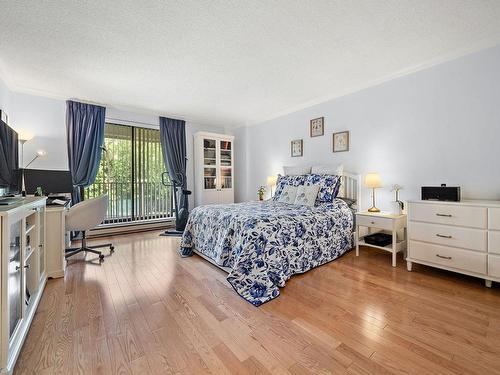 Chambre Ã  coucher principale - F-2-5955 Av. Wilderton, Montréal (Côte-Des-Neiges/Notre-Dame-De-Grâce), QC - Indoor Photo Showing Bedroom