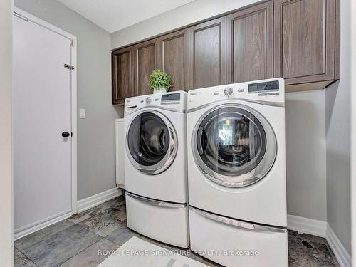 6796 Barrisdale Dr, Mississauga, ON - Indoor Photo Showing Laundry Room