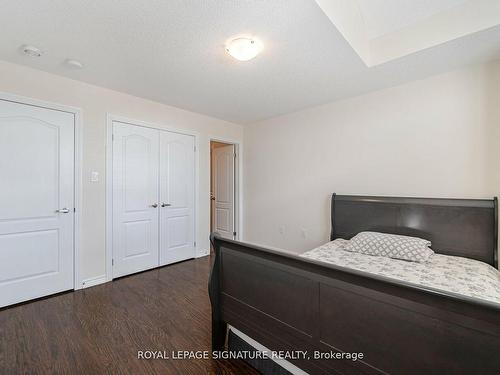 197 Thornbush Blvd, Brampton, ON - Indoor Photo Showing Bedroom