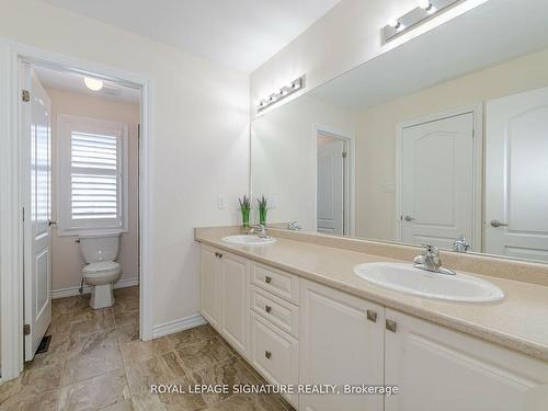 197 Thornbush Blvd, Brampton, ON - Indoor Photo Showing Bathroom