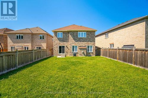 7163 Wrigley Court, Mississauga, ON - Outdoor With Backyard With Exterior