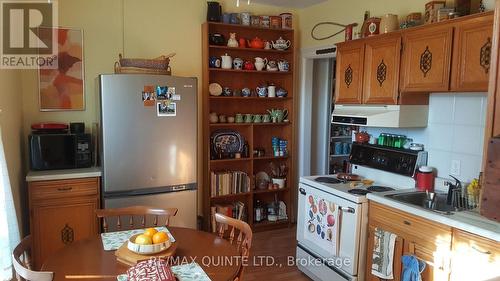 186 Albert Street, Belleville, ON - Indoor Photo Showing Kitchen