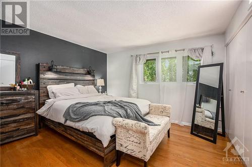 Primary Bedroom - 1256 Terrebonne Drive, Ottawa, ON - Indoor Photo Showing Bedroom