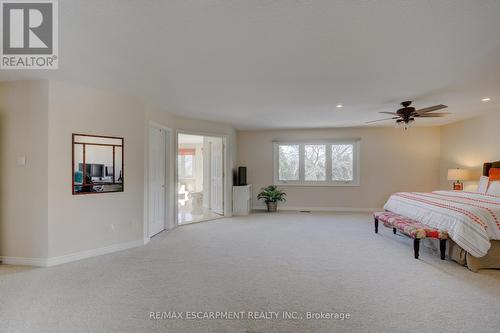 1394 Hazelton Boulevard, Burlington, ON - Indoor Photo Showing Bedroom