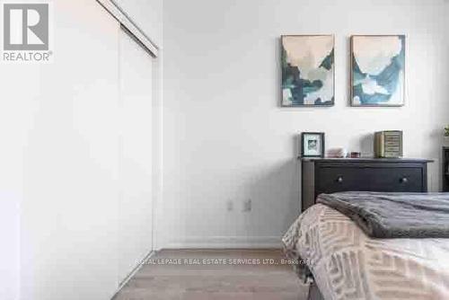 519 - 460 Dundas Street E, Hamilton, ON - Indoor Photo Showing Bedroom