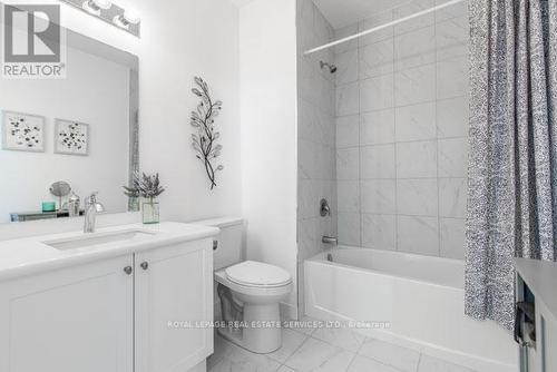 519 - 460 Dundas Street E, Hamilton (Waterdown), ON - Indoor Photo Showing Bathroom