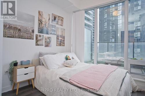 1905 - 125 Blue Jays Way, Toronto, ON - Indoor Photo Showing Bedroom