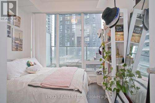 1905 - 125 Blue Jays Way, Toronto, ON - Indoor Photo Showing Bedroom