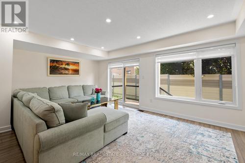 53 Benoit Street, Vaughan (Vellore Village), ON - Indoor Photo Showing Living Room